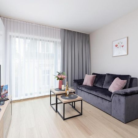 Modern Apartment Srodmiescie Krakow By Noclegi Renters Bagian luar foto