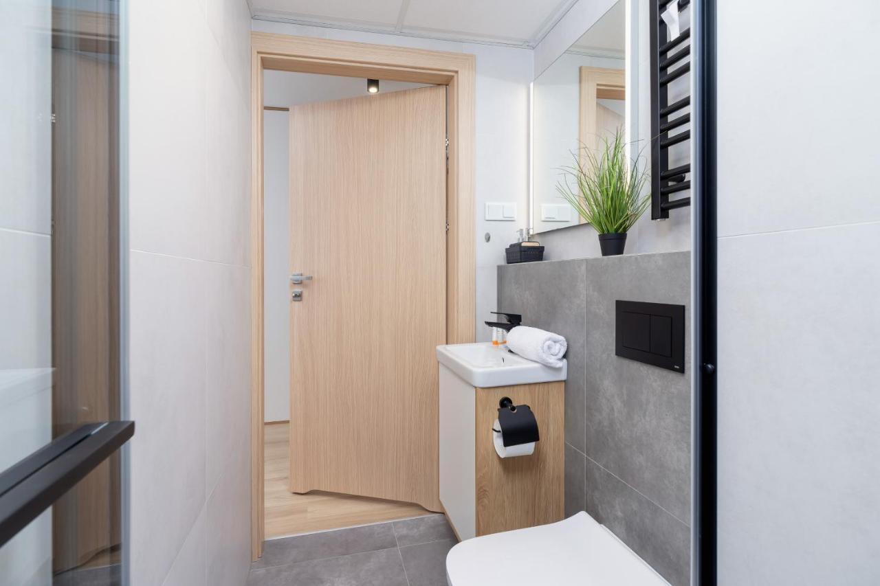 Modern Apartment Srodmiescie Krakow By Noclegi Renters Bagian luar foto